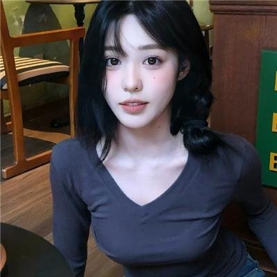 男人与婴儿